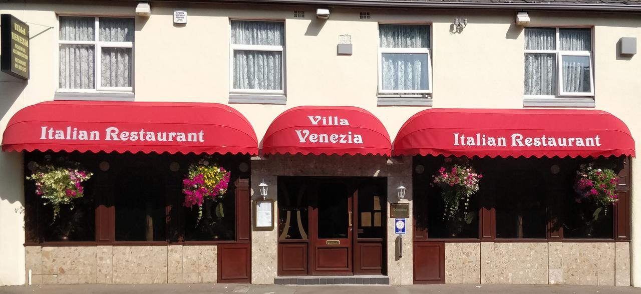 Villa Venezia เบอร์เคนเฮด ภายนอก รูปภาพ